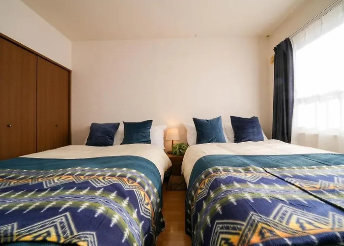 Riverside Mansion - Vacation Stay 15861